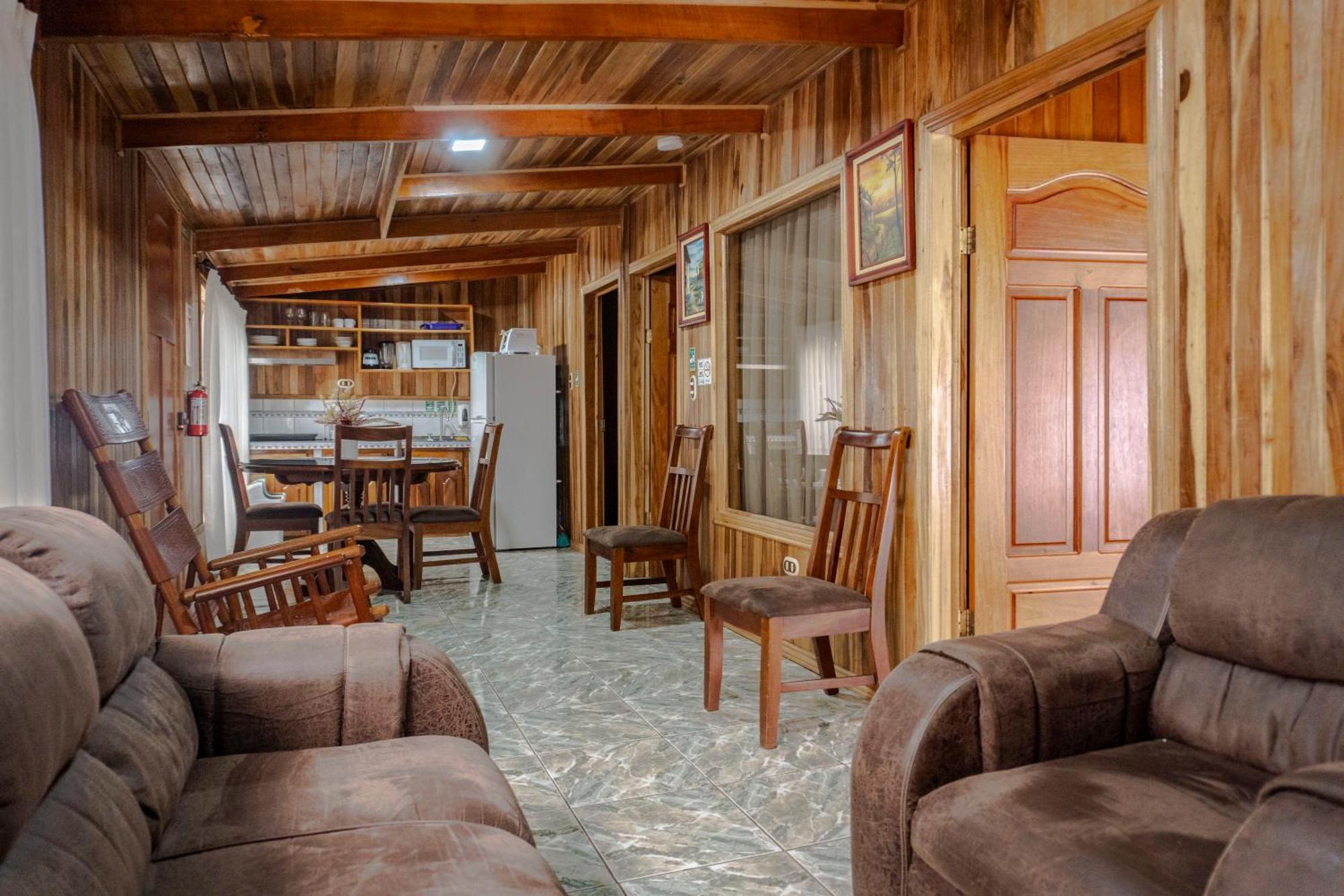 Los Pinos Cabins & Reserve Monteverde Szoba fotó