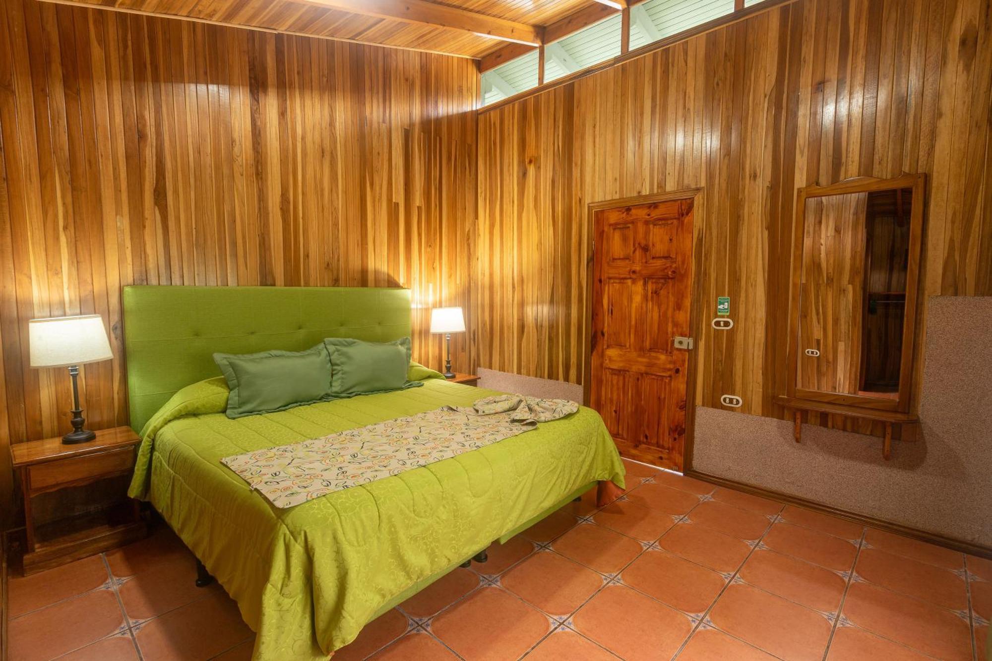 Los Pinos Cabins & Reserve Monteverde Kültér fotó